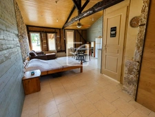 RARE   PROPRIÉTÉ ÉQUESTRE PRÈS DE VILLERÉAL   20 HA   25 BOX 23
