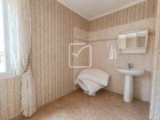 Spacieuse maison moderne avec une très belle vue 18