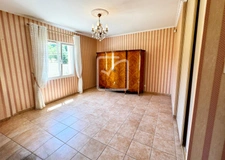 Spacieuse maison moderne, construite en 2003, avec une très  3