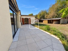 VILLERÉAL   MAISON 170 M2, 4 CHAMBRES, BUREAU ET TERRAIN DE  11