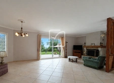Spacieuse maison moderne avec une très belle vue 10