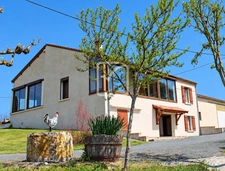 LE RAYET - MAISON AVEC PISCINE, GRANDE DÉPENDANCE ET NOMBREU 12