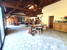 Grande maison familiale avec dépendances à Villeréal 10