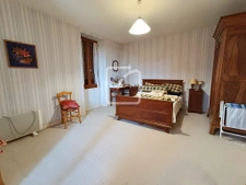 Grande maison familiale avec dépendances à Villeréal 9