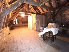 Grande maison familiale avec dépendances à Villeréal 12