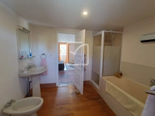 Maison T5 avec piscine, 4 chambres - étang - dépendances et  25