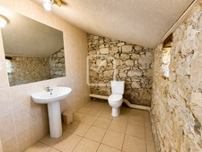 RARE   PROPRIÉTÉ ÉQUESTRE PRÈS DE VILLERÉAL   20 HA   25 BOX 20