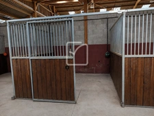 RARE   PROPRIÉTÉ ÉQUESTRE PRÈS DE VILLERÉAL   20 HA   25 BOX 27