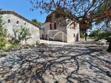 Maison T5 avec piscine, 4 chambres - étang - dépendances et  1