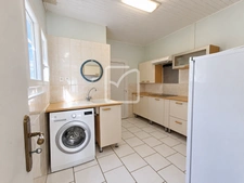 Maison de plain-pied avec 4 chambres, piscine, garage et jar 14