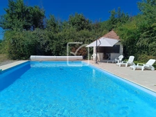 Maison T5 avec piscine, 4 chambres - étang - dépendances et  9