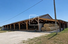 RARE   PROPRIÉTÉ ÉQUESTRE PRÈS DE VILLERÉAL   20 HA   25 BOX 12