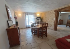 Maison en pierre rénovée   2 chambres   Véranda chauffée   J 3