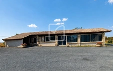RARE   PROPRIÉTÉ ÉQUESTRE PRÈS DE VILLERÉAL   20 HA   25 BOX 16