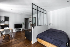 Grand studio avec coin chambre 3