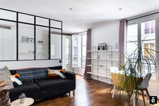 Grand studio avec coin chambre 1