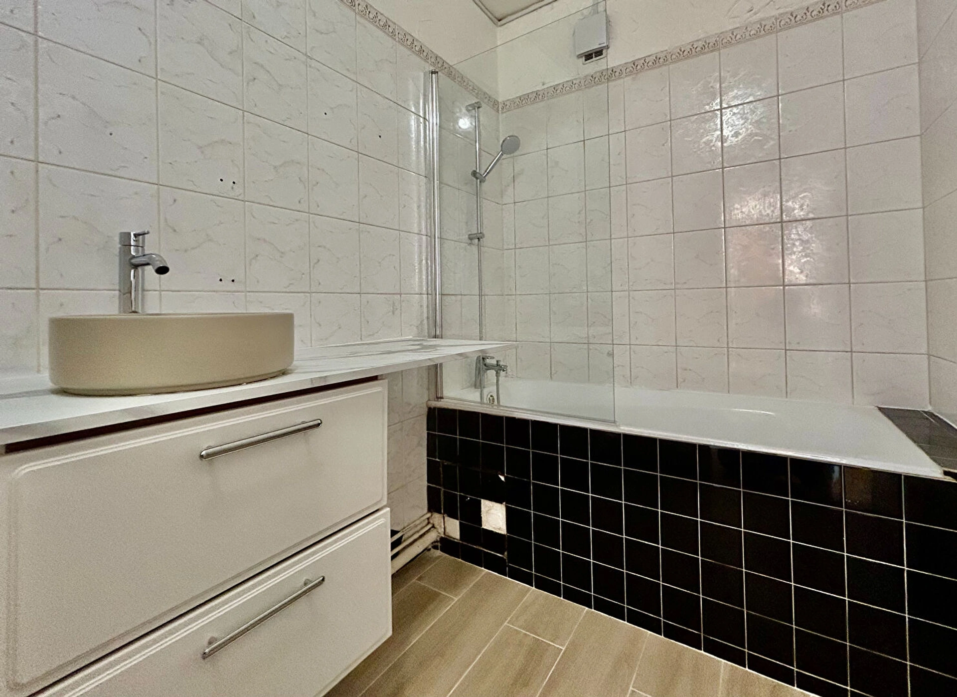 PARIS 10 - Rue d'Hauteville 4