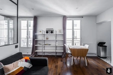 Grand studio avec coin chambre 7