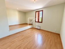 ENSEMBLE IMMOBILIER-ANCIENNE BOULANGERIE + APPARTEMENT 5 CHA 6