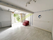 MAISON AVEC PISCINE ET JARDIN ARBORE QUARTIER CALME ET JOLIE 9