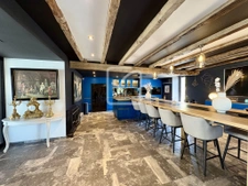 Élégance contemporaine au coeur de la pierre  9