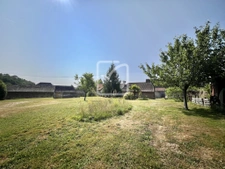Ensemble immobilier maison et gites 19