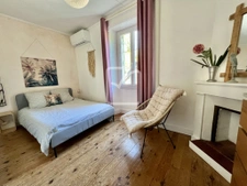 Maison de charme en pierre avec dépendance 9