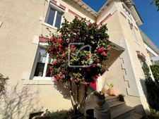 Maison de caractère en centre ville 10