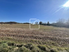 Terrain constructible à la campagne 15 599 m2 2