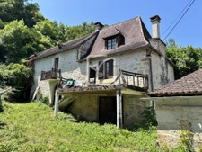 Maison en pierre à rénover 2
