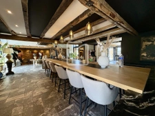 Élégance contemporaine au coeur de la pierre  4