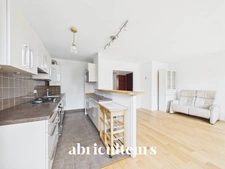 Appartement 3 pièces avec cuisine ouverte et parking en vente à Paris 13e 75013