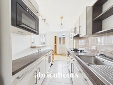Appartement 3 pièces avec cuisine ouverte et parking en vente à Paris 13e 75013