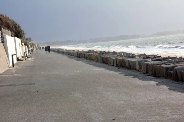 Où vivre dans la Manche ? Bréhal vous attend !
