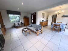 Maison de famille située à quimper avec sous sol et garage