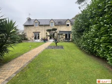 longère, commerces à pied