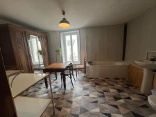 Maison de famille à rénover en parti