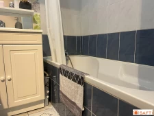 Cet appartement "Coup de coeur" est idéalement situé pour pr...