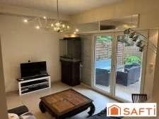 Grande maison familiale avec grands garages