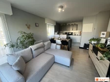 Cet appartement "Coup de coeur" est idéalement situé pour pr...