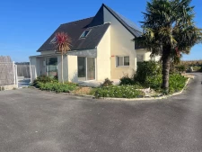 Maison avec piscine à Saint Evarzec