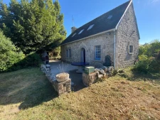 grange à rénover ainsi que dépendance sur la commune de Comb...