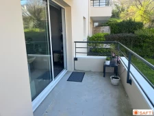 Cet appartement "Coup de coeur" est idéalement situé pour pr...