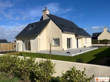 Comtemporaine en bord de mer, travaux récents