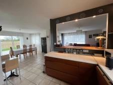 Comtemporaine en bord de mer, travaux récents