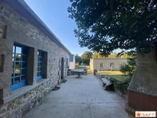 grange à rénover ainsi que dépendance sur la commune de Comb...