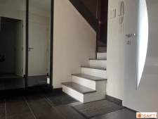 Maison d'architecte proche du centre ville de Saint Yvi et 1...