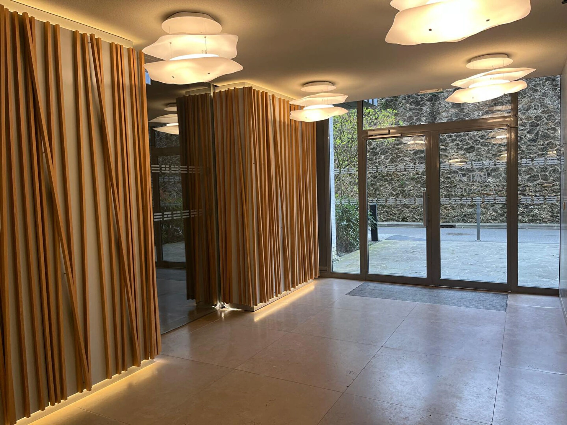 VERSAILLES - 5 PIECES 14