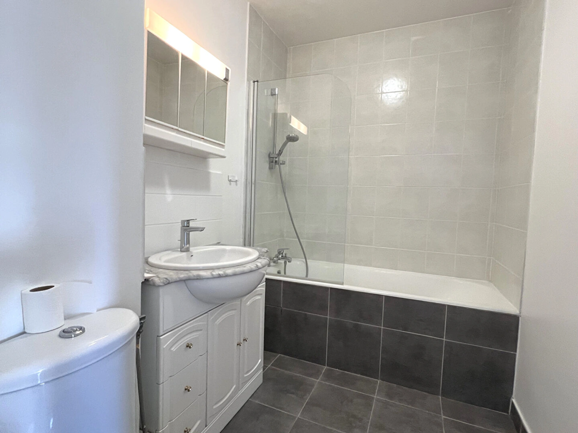 COURBEVOIE- STUDIO VIDE 4