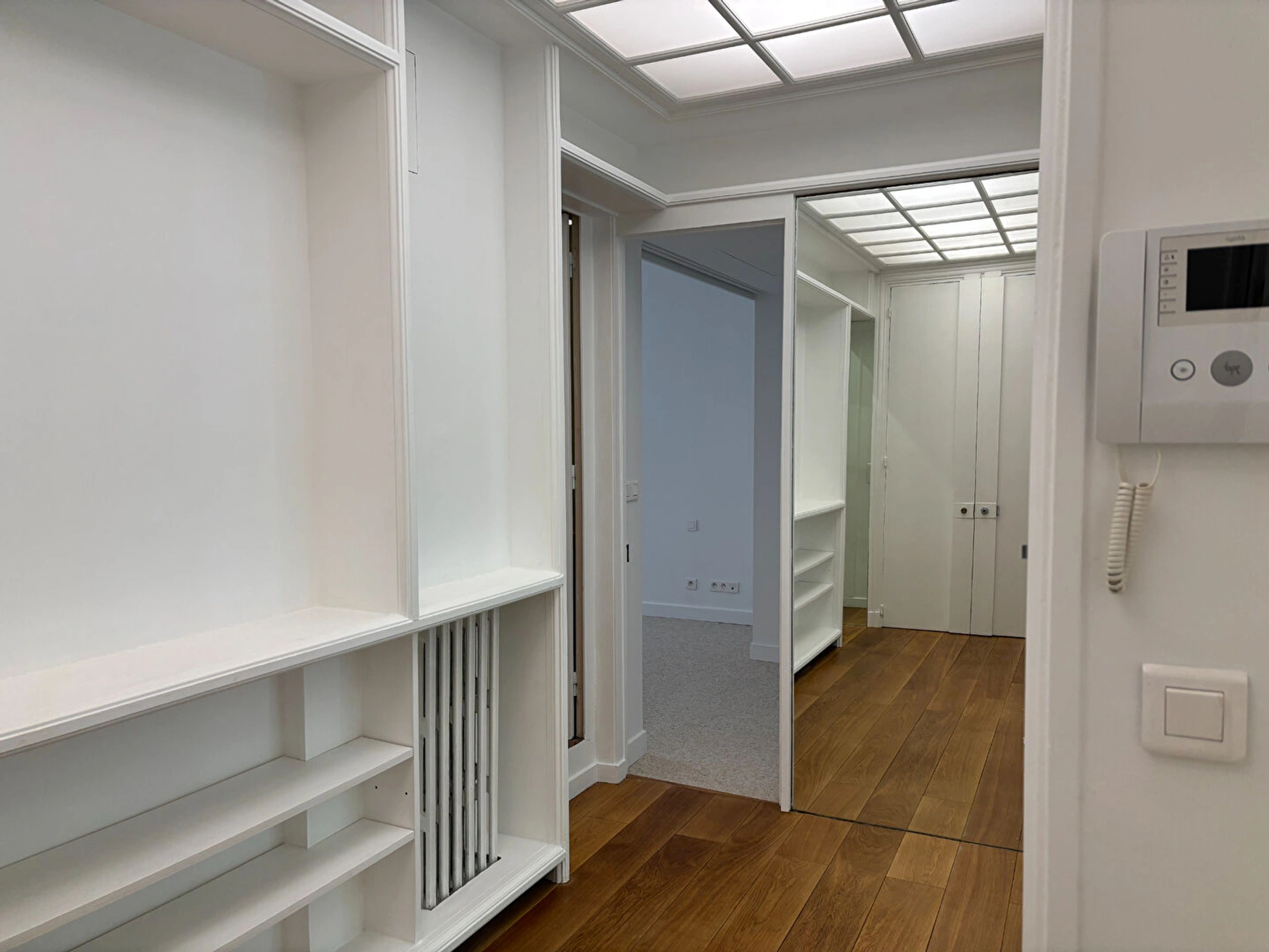 NEUILLY - 3 PIECES 2
